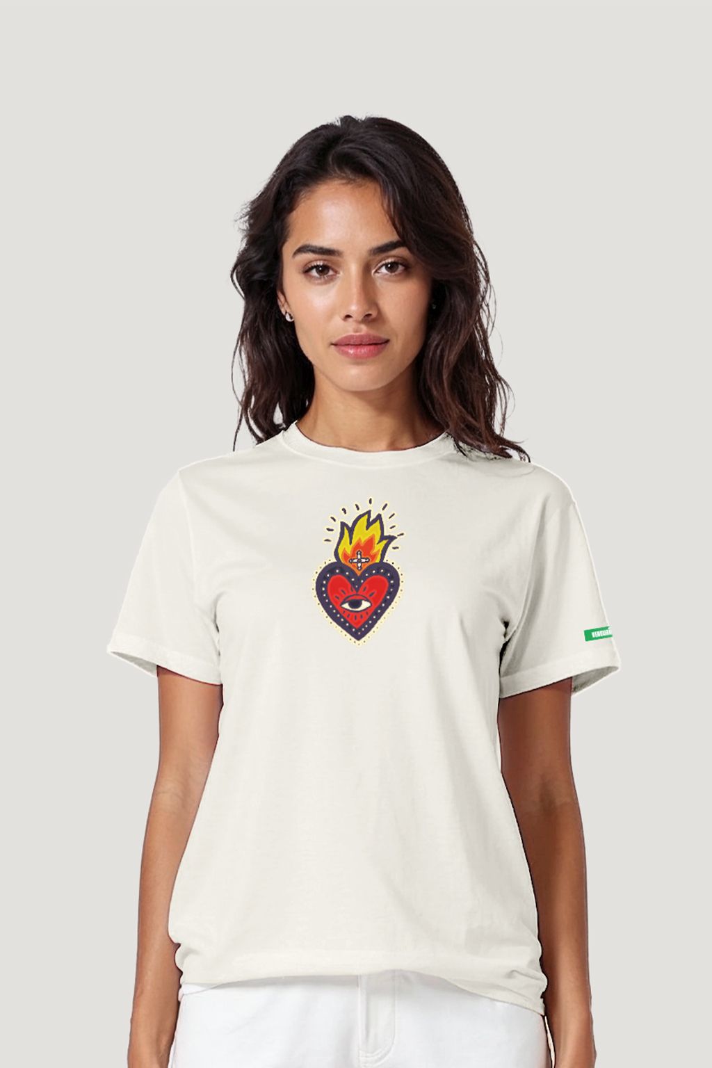 CAMISETA CORACAO EM CHAMAS